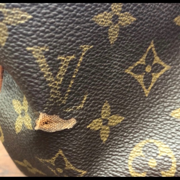 Authentic Louis Vuitton Purse - Picture 3 of 8